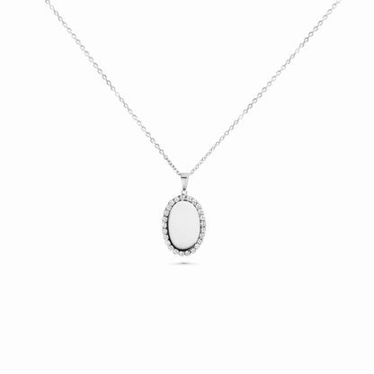 Engraved necklace with oval pendant rhinestones