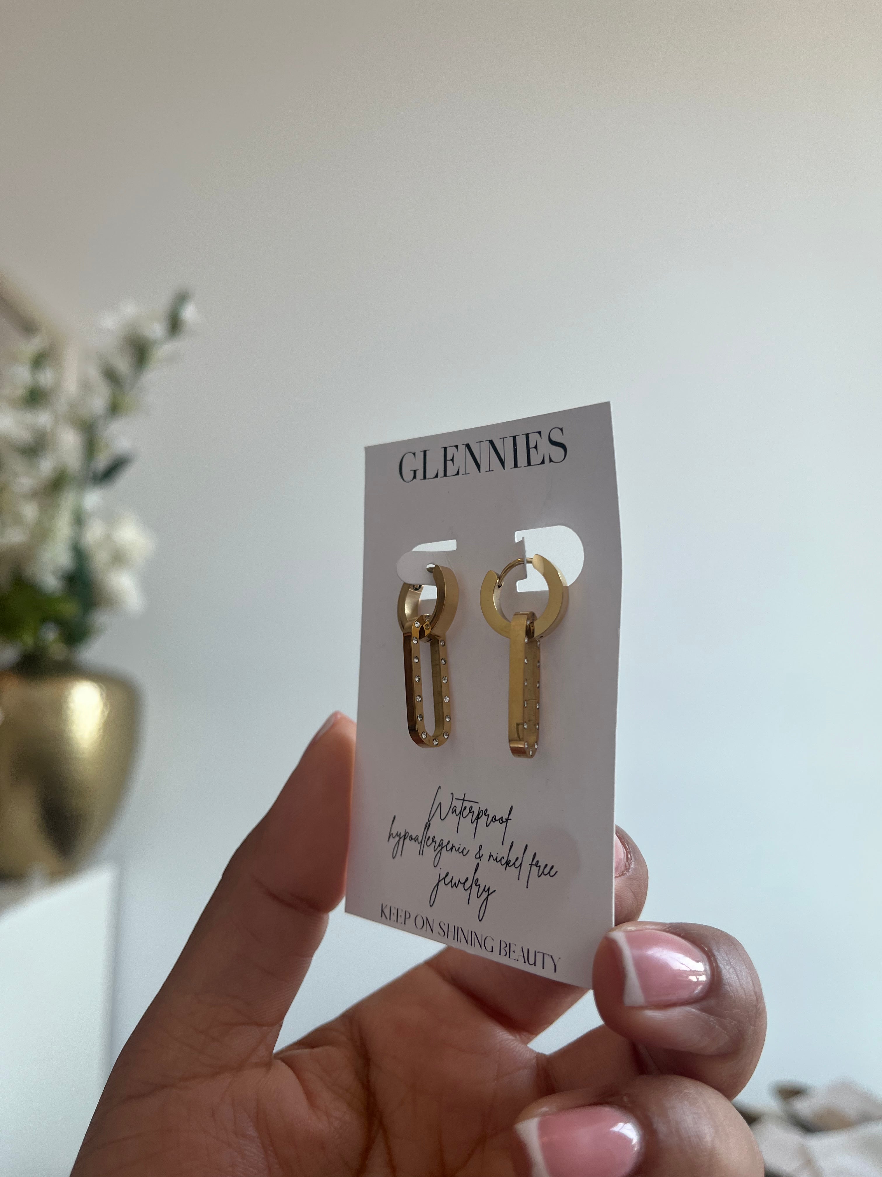 SOPHIE SPARKLE EARRINGS