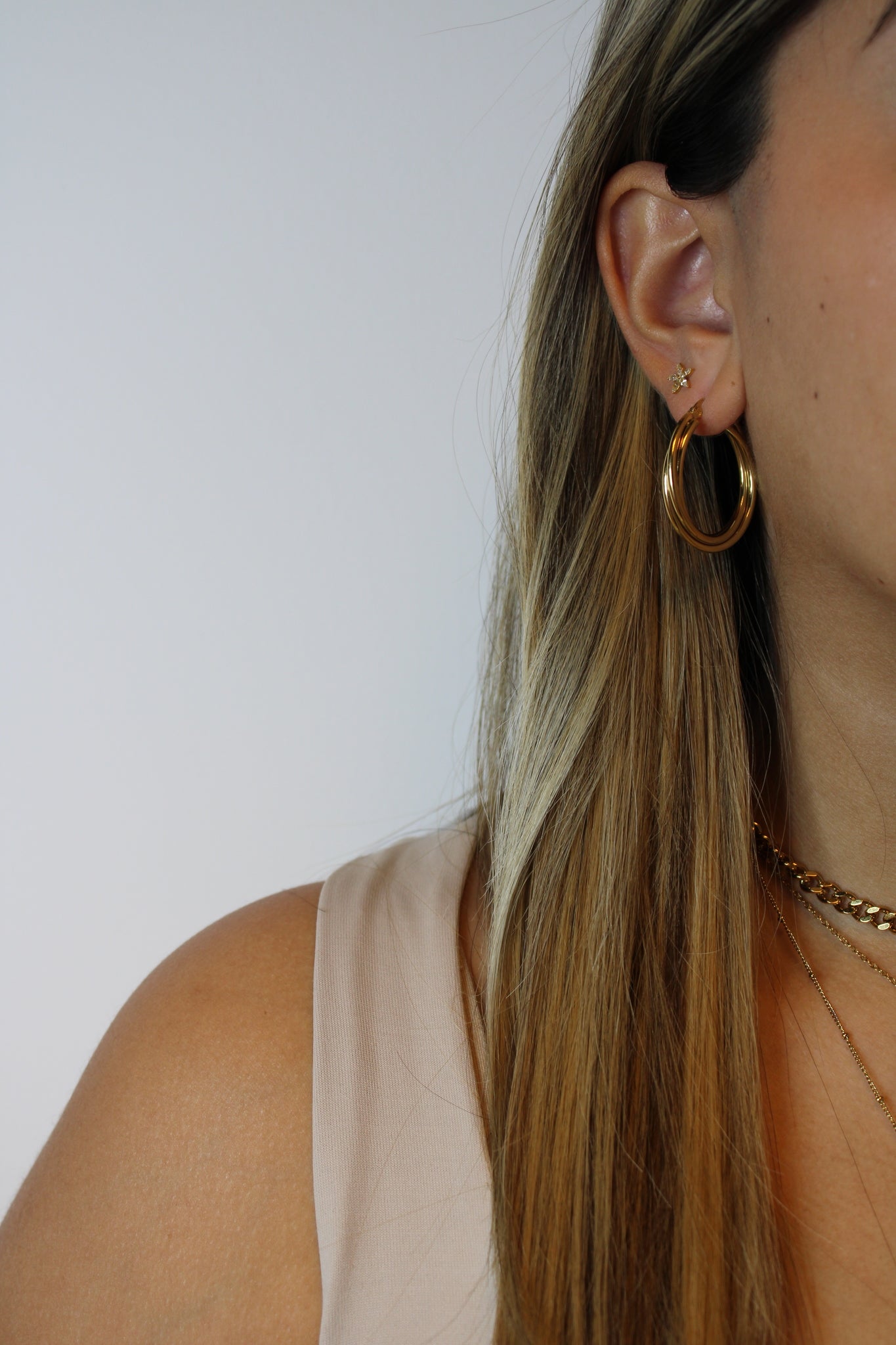 DALILA MEDIUM  EARRINGS