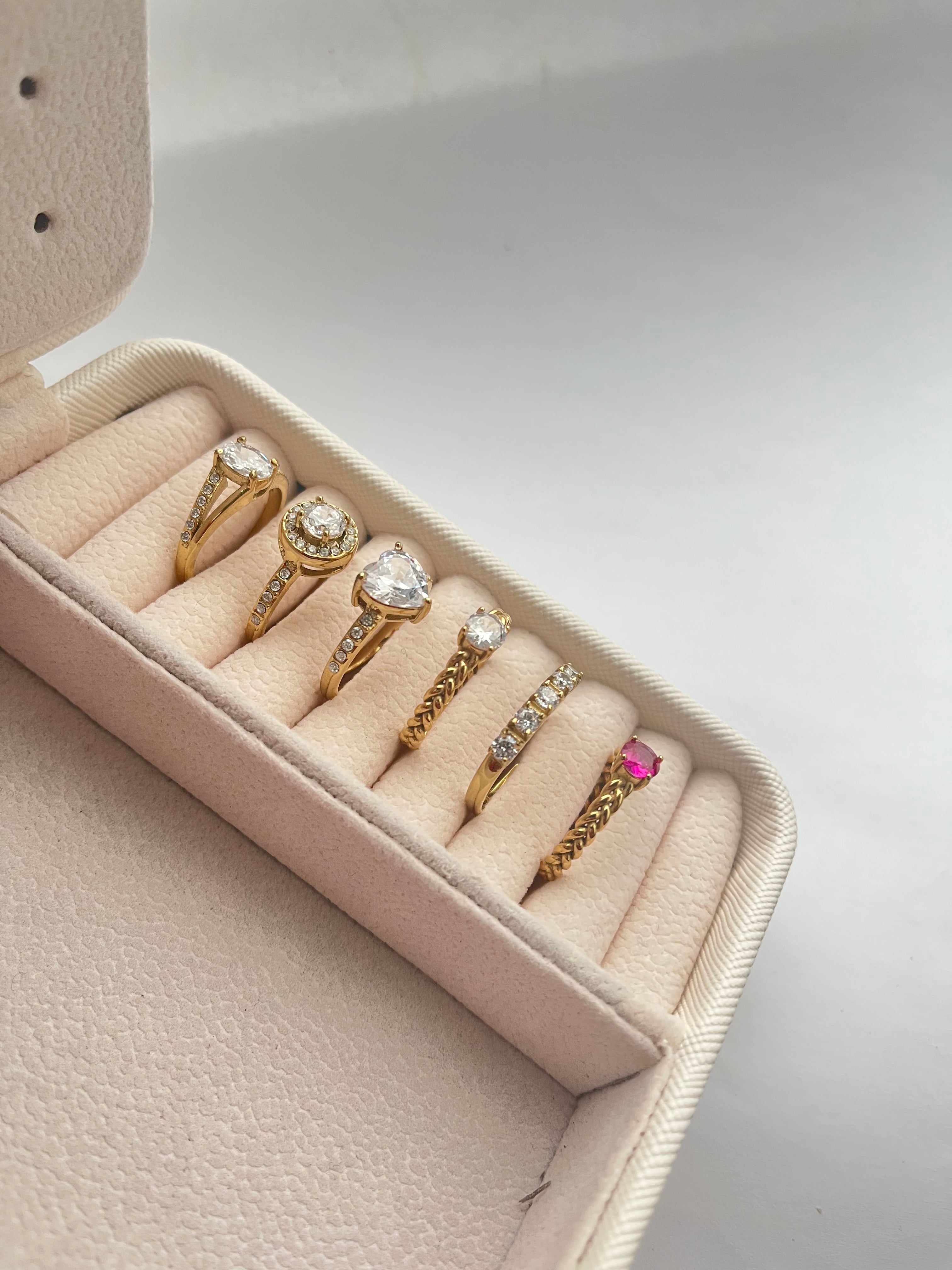 FOREVER RING