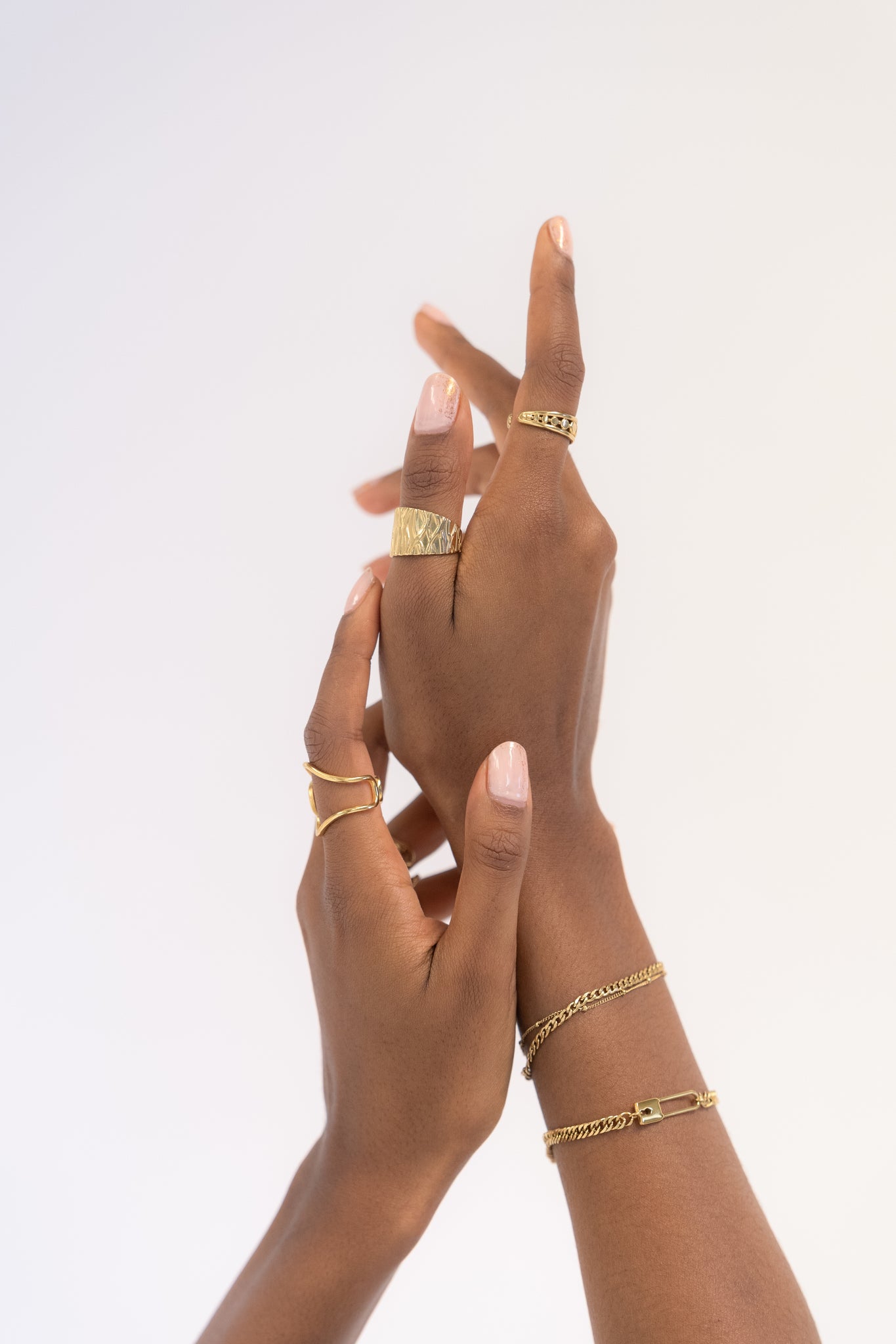 LIV BRACELET