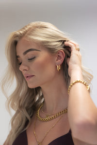 MYA NECKLACE