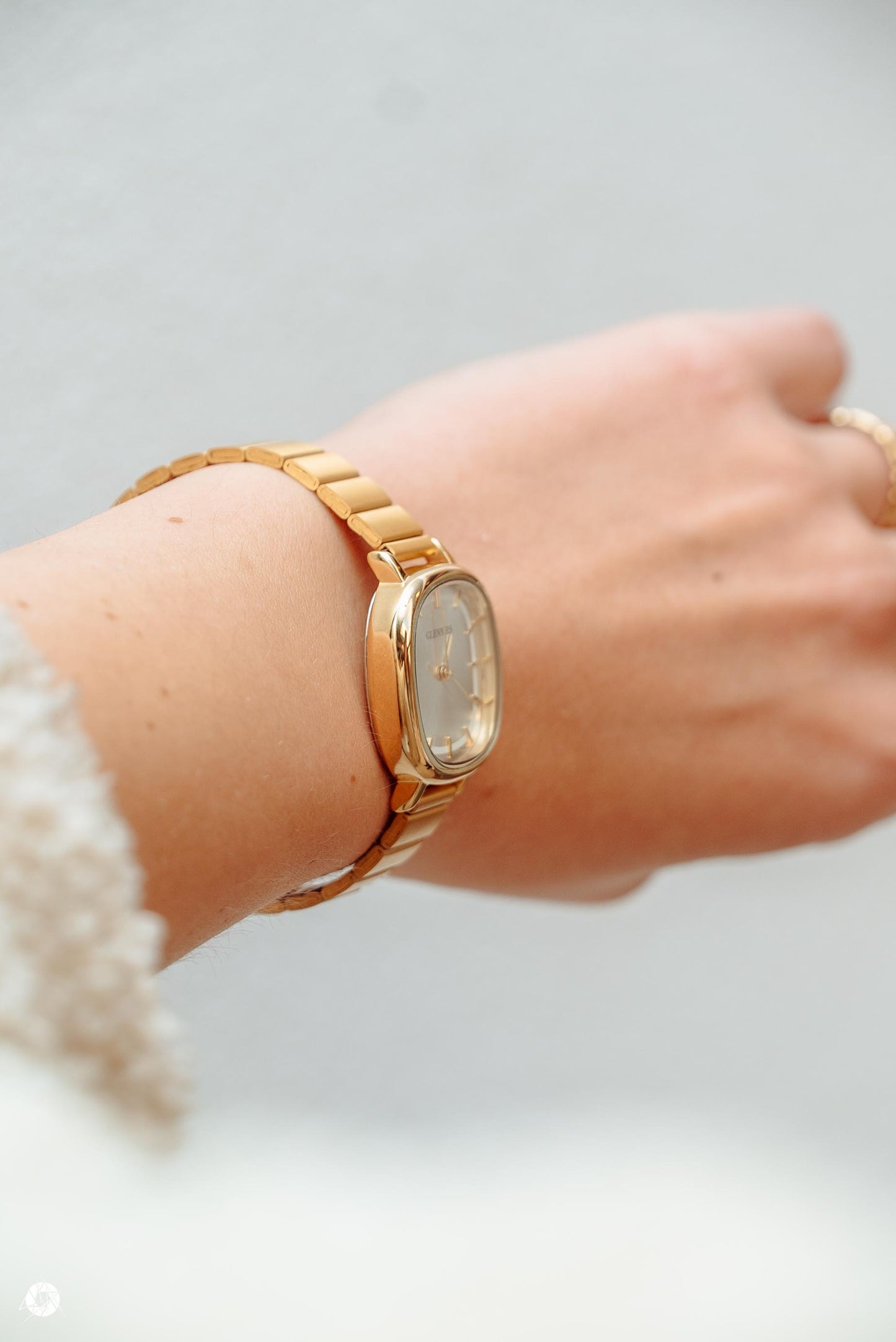 GLENNIES DELUXE WATCH