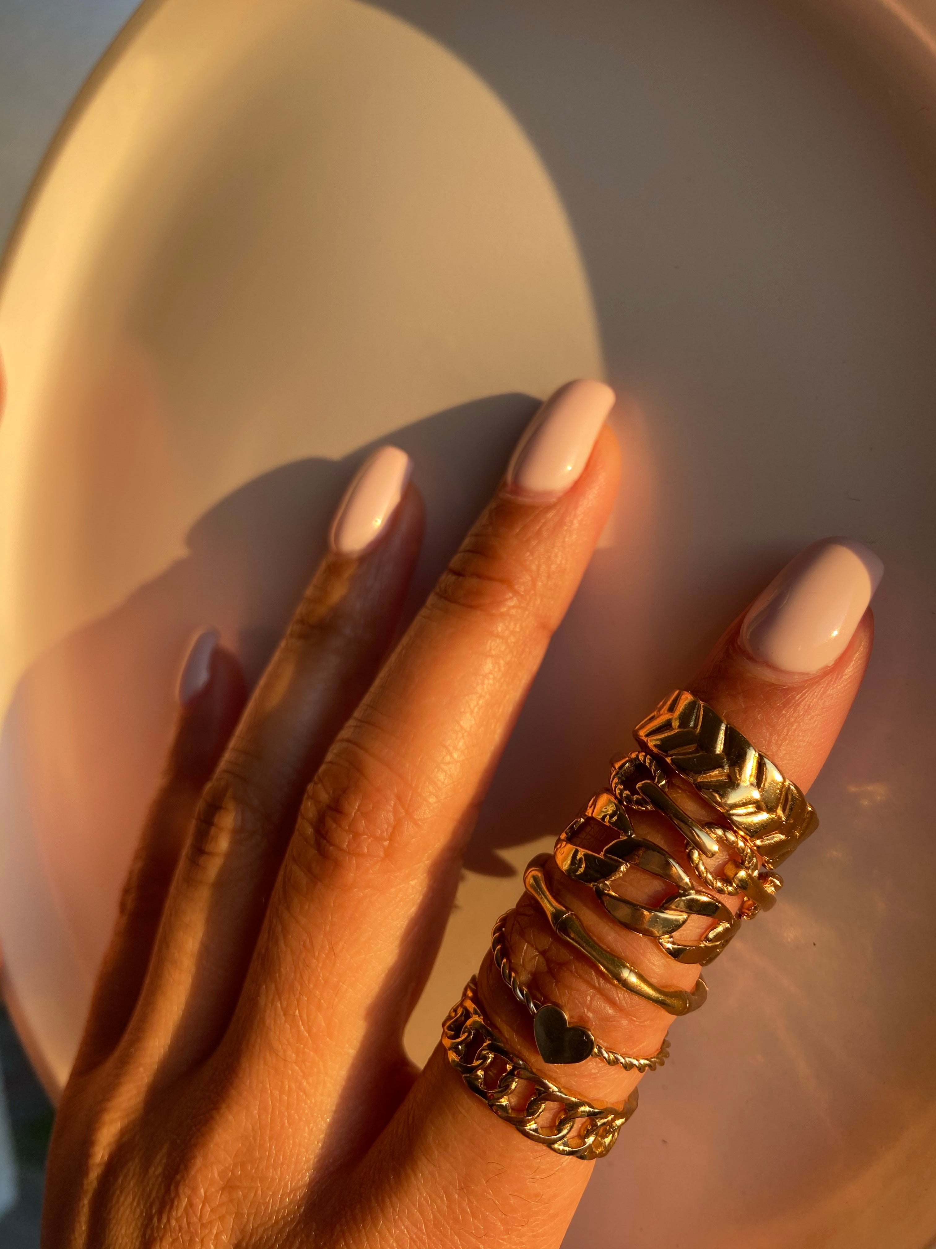 TWISTED RING